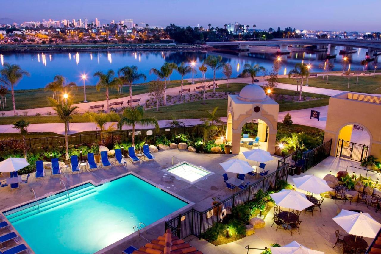 Courtyard San Diego Airport/Liberty Station Exterior photo